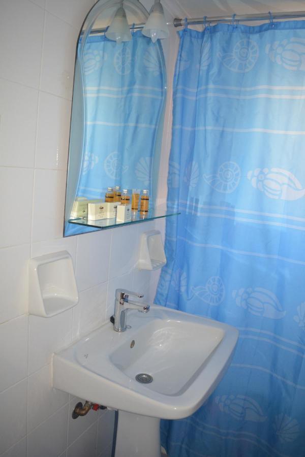 Amaril Apartment พลาตาเนส ภายนอก รูปภาพ