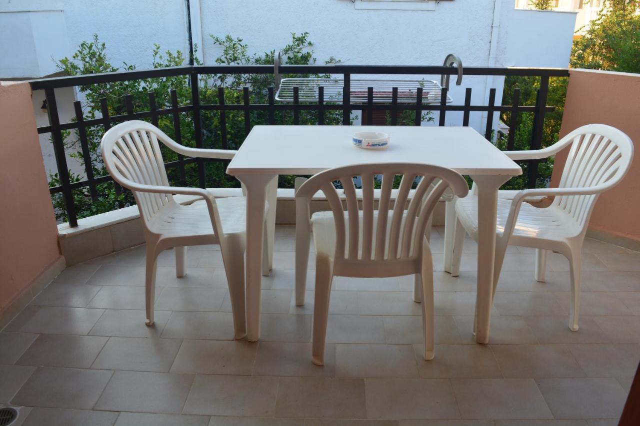 Amaril Apartment พลาตาเนส ภายนอก รูปภาพ