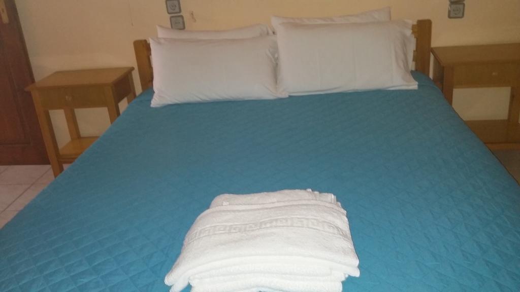 Amaril Apartment พลาตาเนส ภายนอก รูปภาพ
