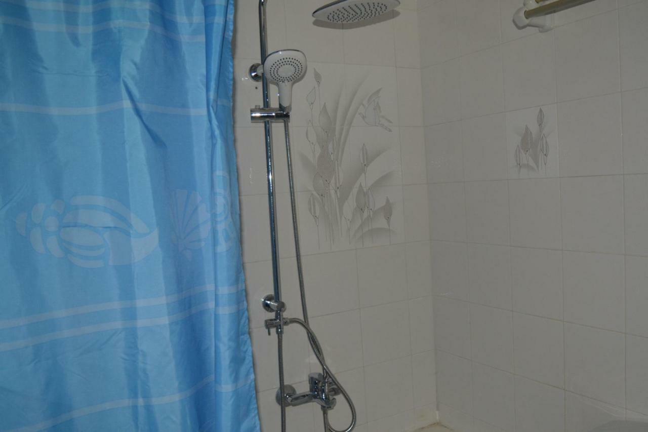 Amaril Apartment พลาตาเนส ภายนอก รูปภาพ